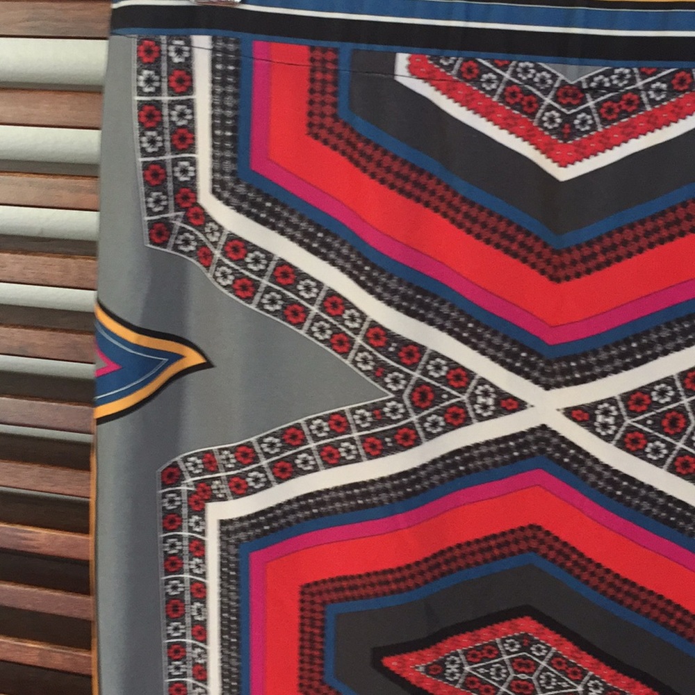 Aaron Ashe skirts - Picture 2 of 6